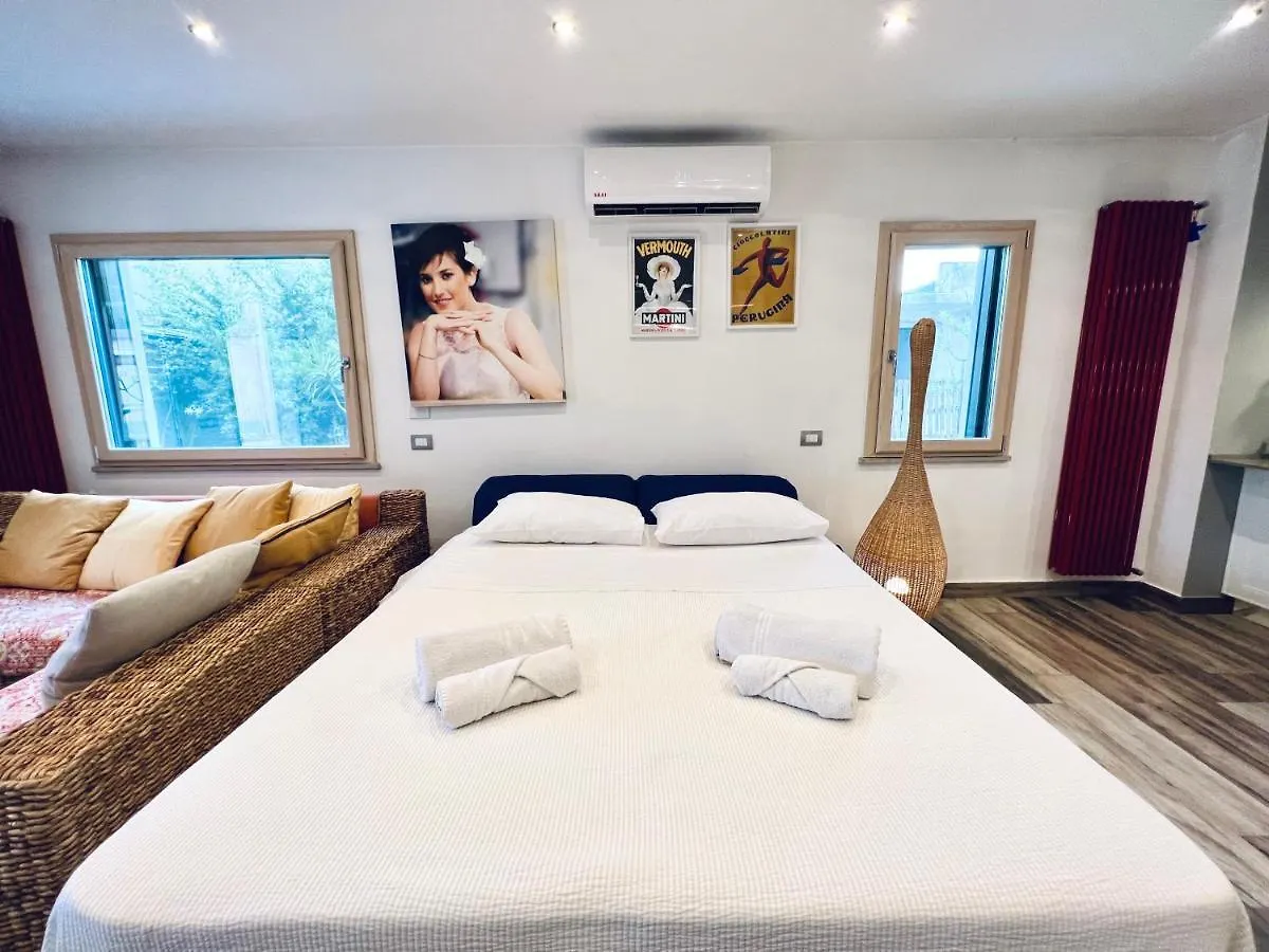 Casa Di Ivana Carini Vila