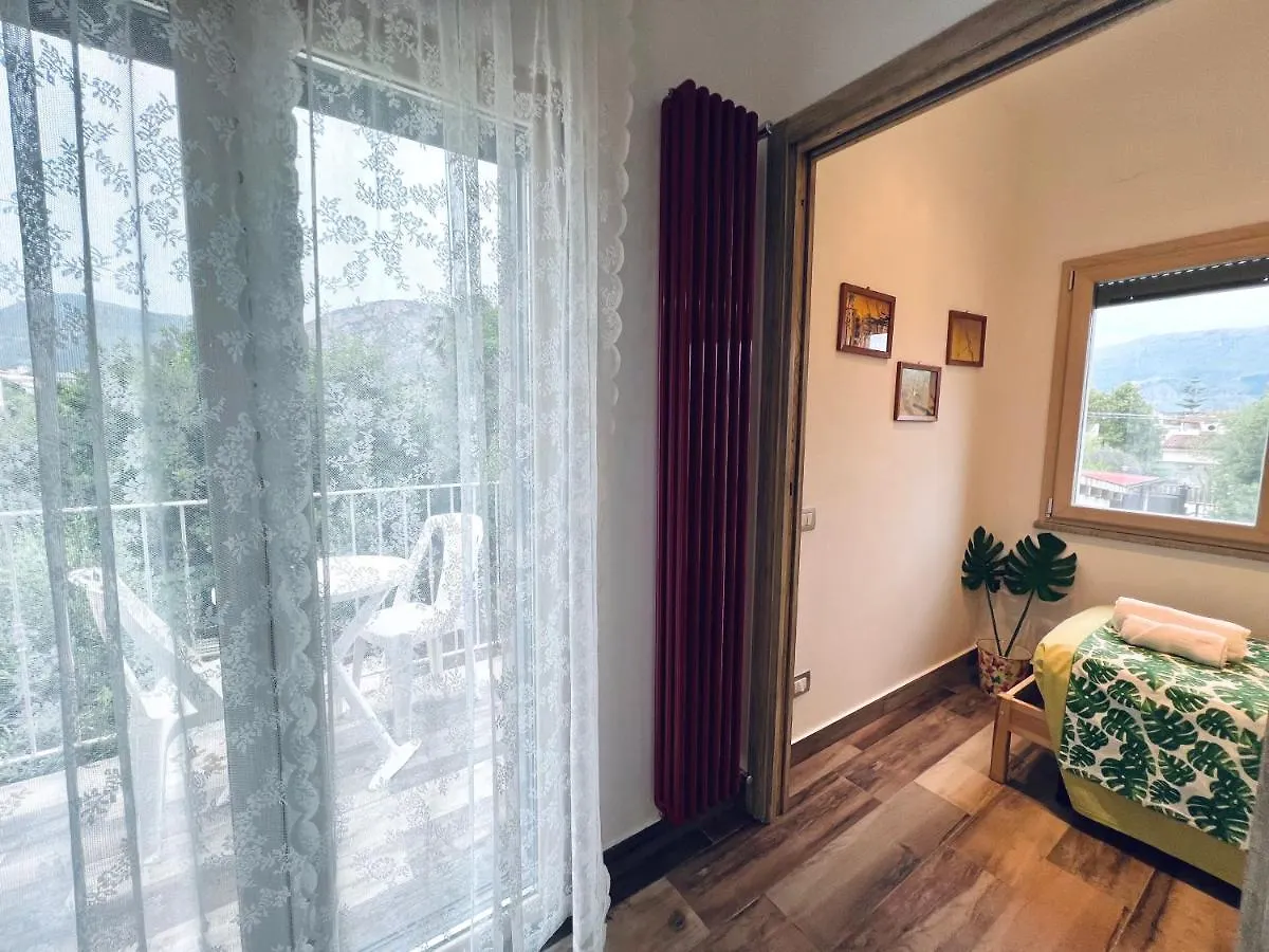 Casa Di Ivana 卡里尼 意大利