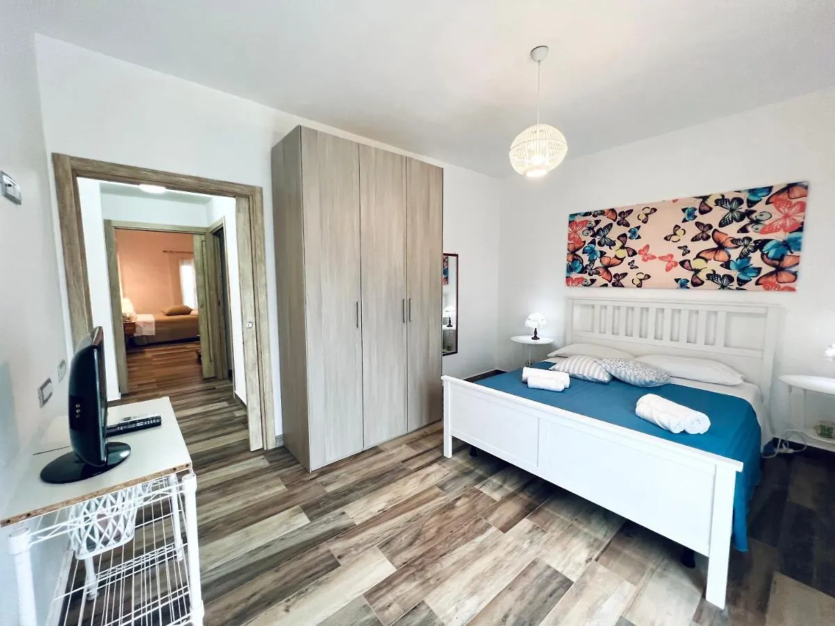 Casa Di Ivana 卡里尼 0*,  意大利