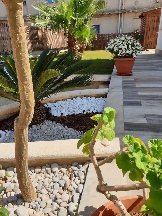 Vila Casa Di Ivana Carini